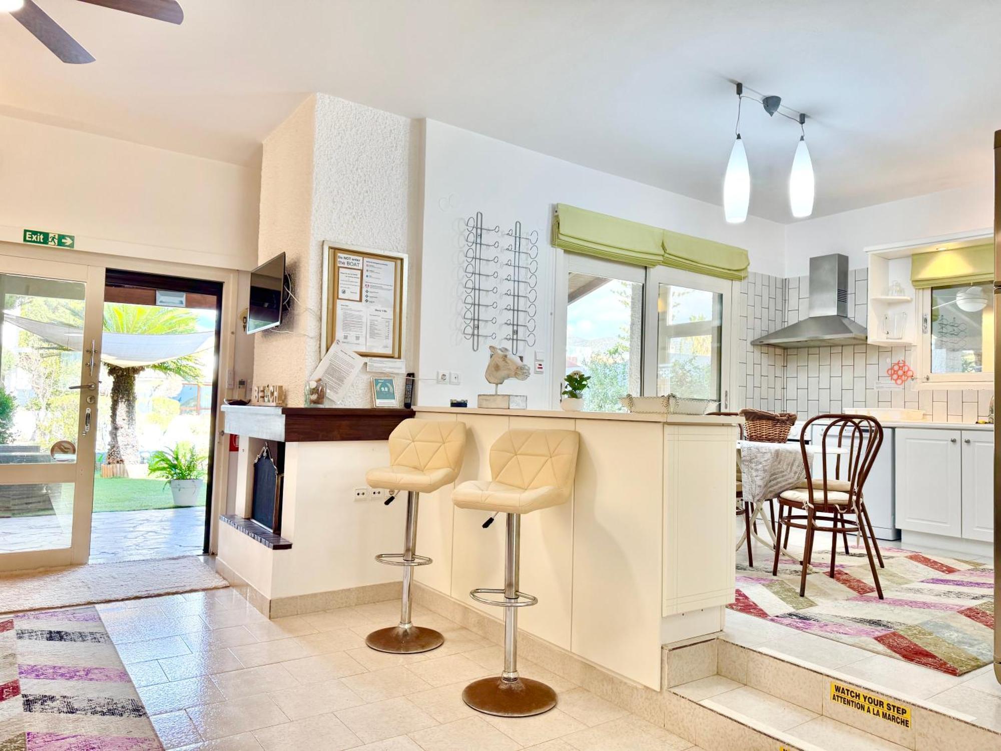 Villasonboard Dock Villa 3 Bed, 3 Bath, Canal, Greek Venice Porto Hydra Plépi Buitenkant foto
