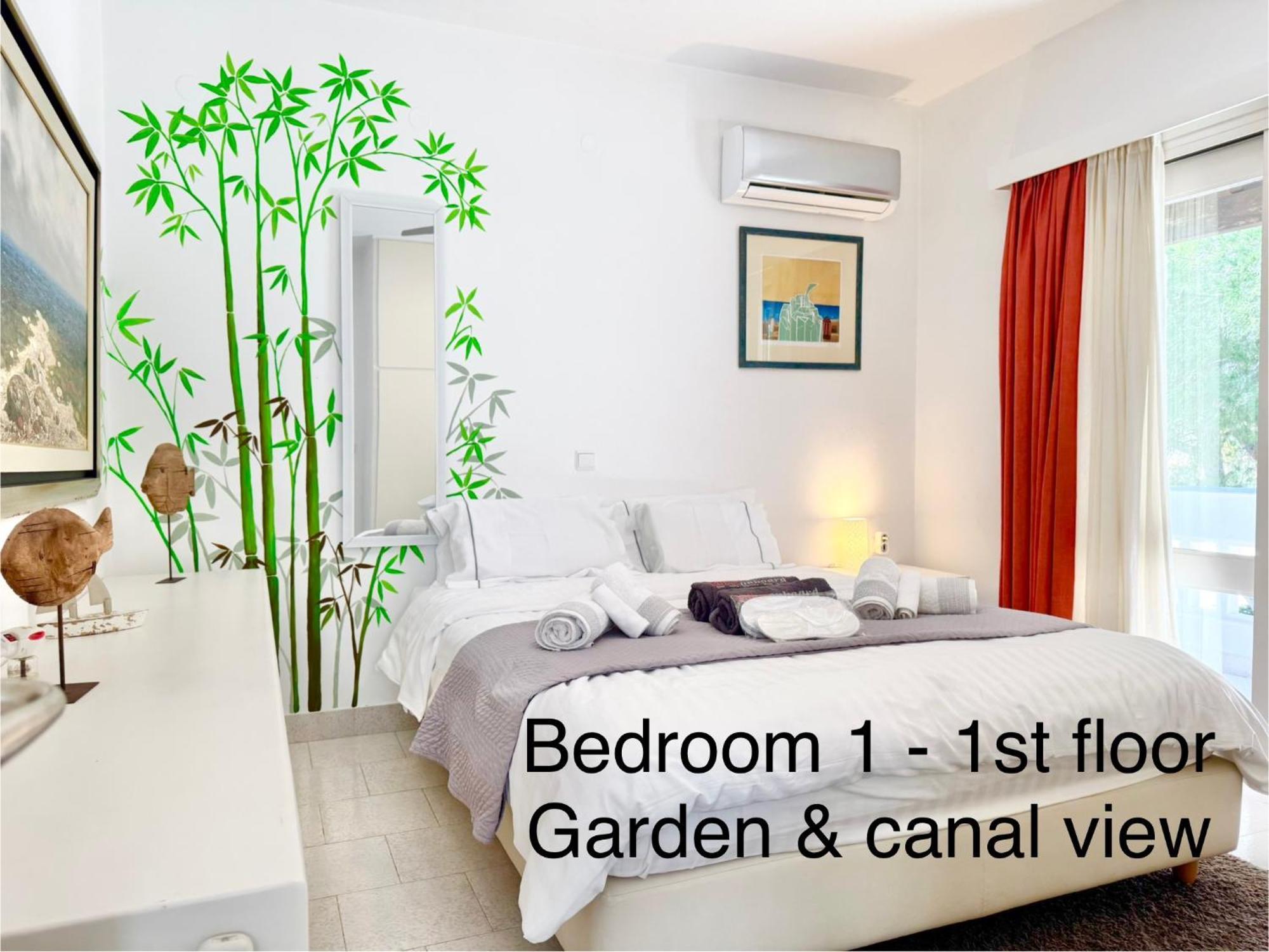 Villasonboard Dock Villa 3 Bed, 3 Bath, Canal, Greek Venice Porto Hydra Plépi Buitenkant foto