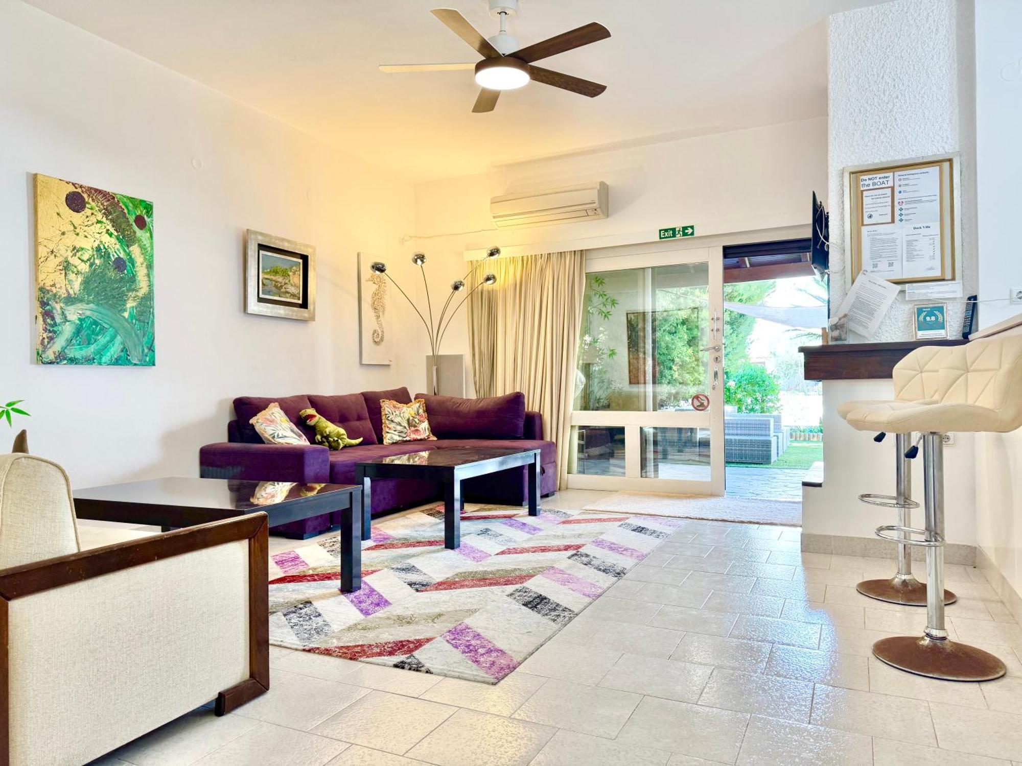Villasonboard Dock Villa 3 Bed, 3 Bath, Canal, Greek Venice Porto Hydra Plépi Buitenkant foto