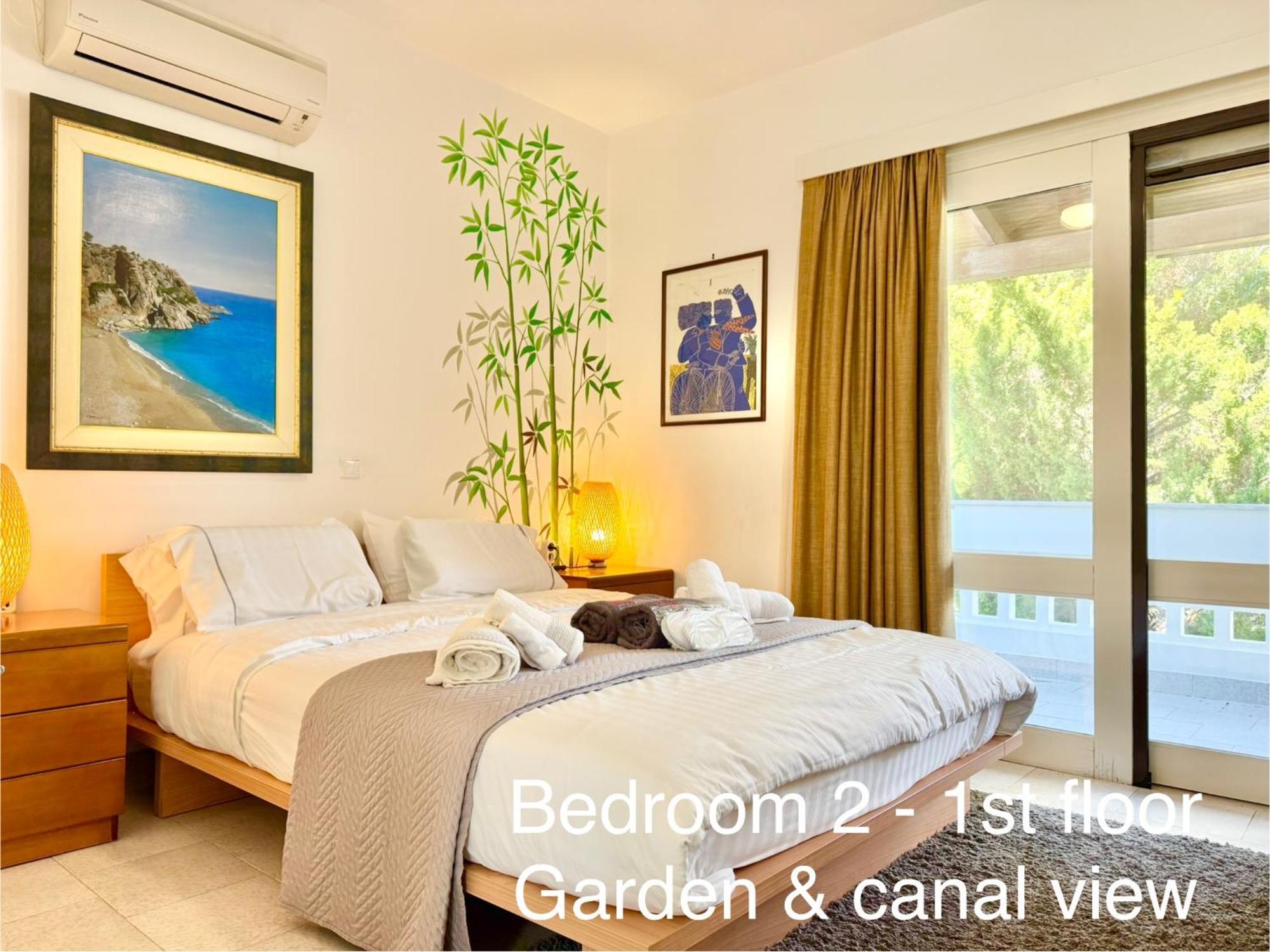Villasonboard Dock Villa 3 Bed, 3 Bath, Canal, Greek Venice Porto Hydra Plépi Buitenkant foto